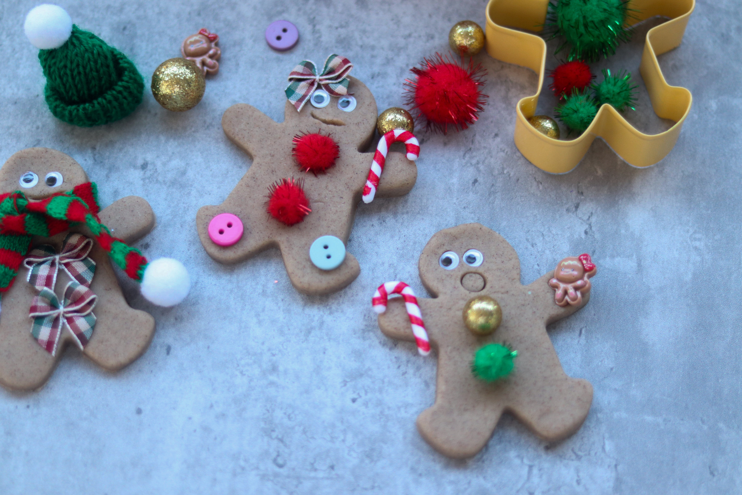 Gingerbread Man Playdough Jar